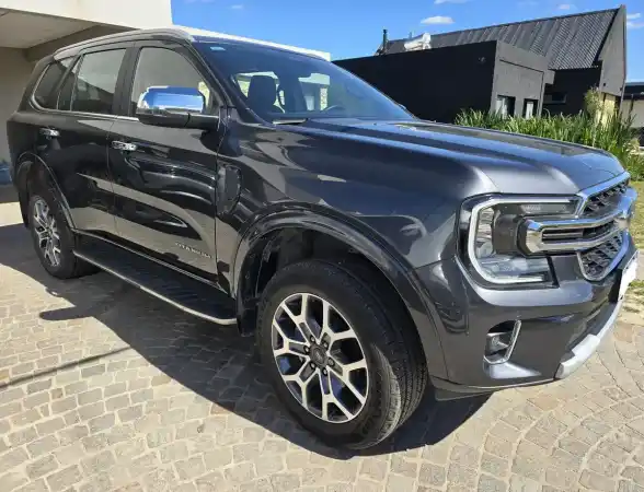 Ford Everest 2026 - foto 1