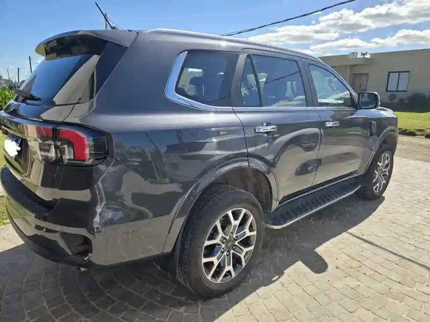 Ford Everest 2.3 Gtdi Ecoboost Titanium 4X4 At 2026 - foto 5