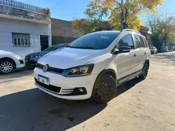 Volkswagen Suran 1.6 Highline Msi 110Cv 2018 - foto 1