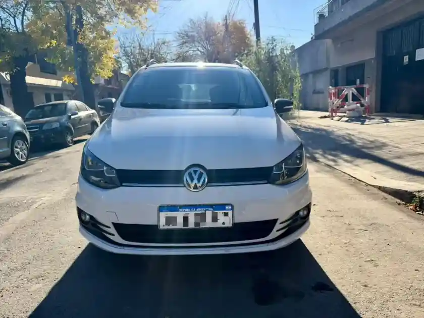 Volkswagen Suran 1.6 Highline Msi 110Cv 2018 - foto 2