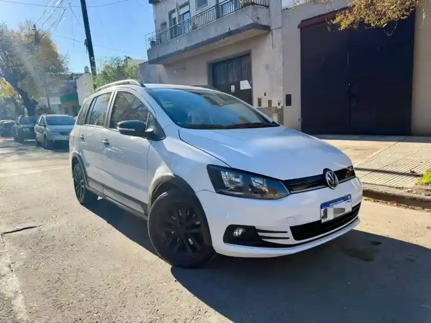 Volkswagen Suran 1.6 Highline Msi 110Cv 2018 - foto 3