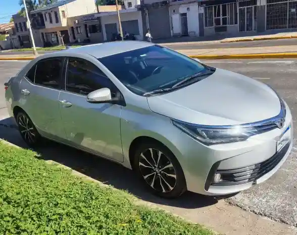 Toyota Corolla 2018 - foto 1