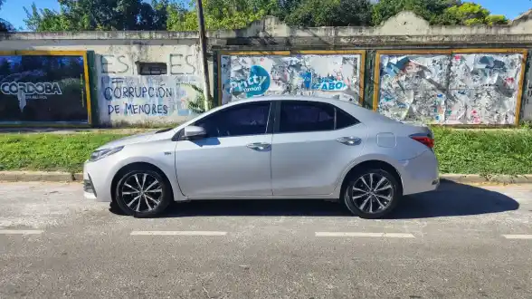 Toyota Corolla 1.8 Se-G Cvt 140Cv 2018 - foto 2
