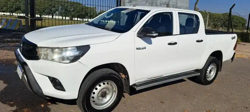 Toyota Hilux Pick-Up 2.4 Cd Dx 150Cv 4X4 2018 - foto 2