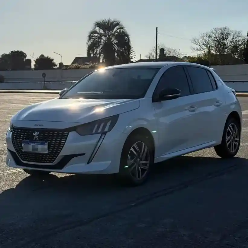 Peugeot 208 2022 - foto 1