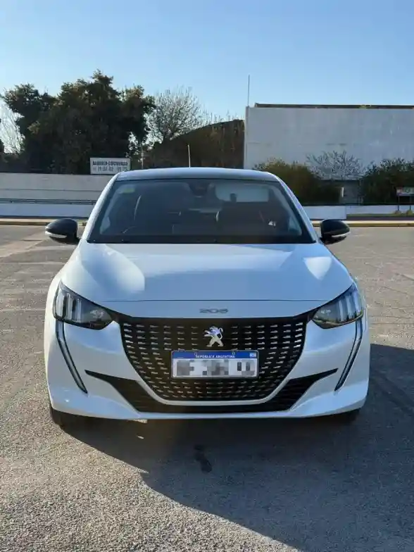Peugeot 208 1.6L Feline Tiptronic 2022 - foto 2