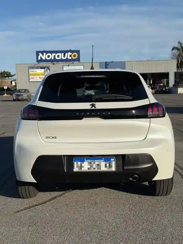 Peugeot 208 1.6L Feline Tiptronic 2022 - foto 5