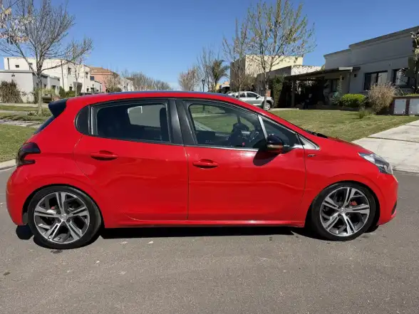 Peugeot 208 1.6 Gt Thp 2017 - foto 5