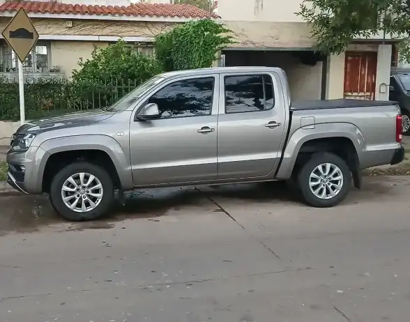 Volkswagen Amarok 2.0 Cd Tdi 180Cv Comfortline 4X2 At 2021 - foto 1