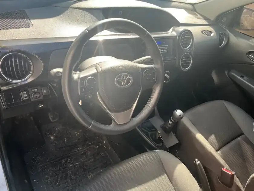 Toyota Etios 1.5 Xls Mt 2021 - foto 4
