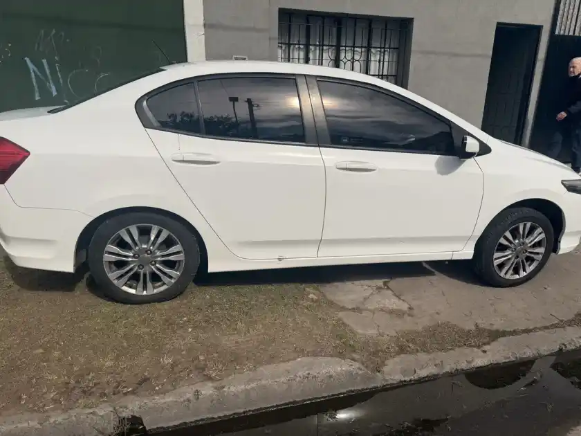 Honda City 1.5 Lx Mt 120Cv 2013 - foto 2