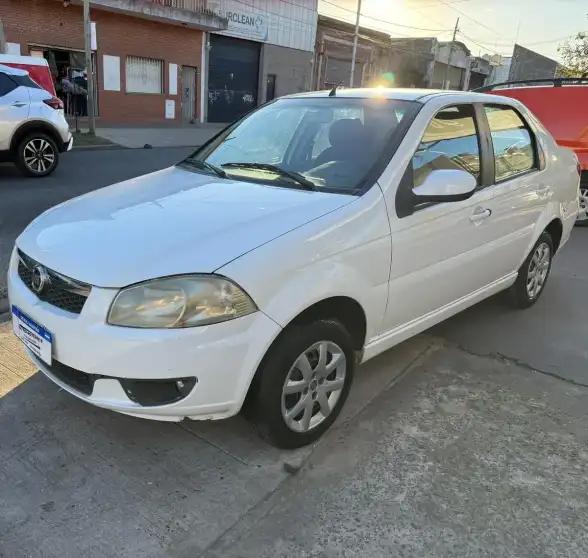 Fiat Siena 2013 - foto 1