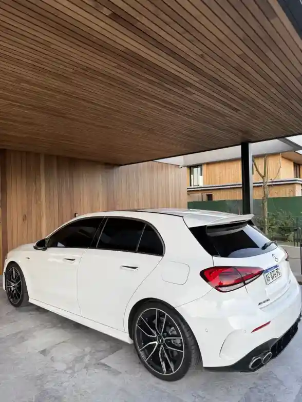 Mercedes-Benz Clase A 2.0 A35 4Matic 306Cv Hatch 2023 - foto 3