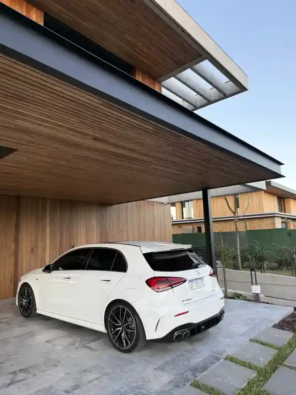 Mercedes-Benz Clase A 2.0 A35 4Matic 306Cv Hatch 2023 - foto 4