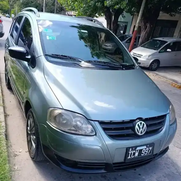 Volkswagen Suran 2009 - foto 1