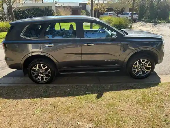 Ford Everest 2.3 Gtdi Ecoboost Titanium 4X4 At 2026 - foto 3