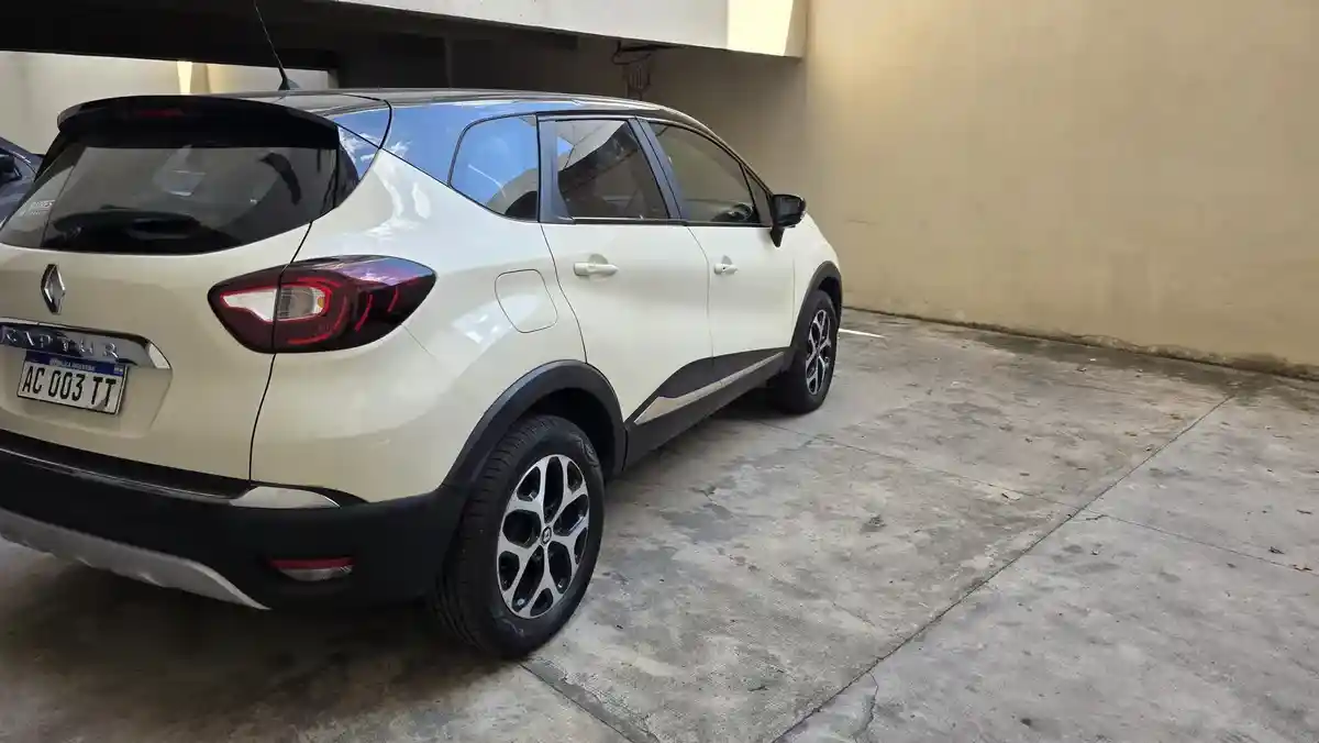 Renault Captur 2.0 Intens Manual 2017 - foto 5