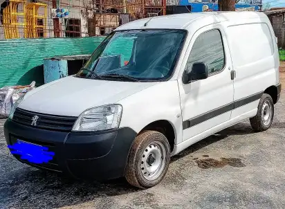 Peugeot Partner 2024 - foto 1