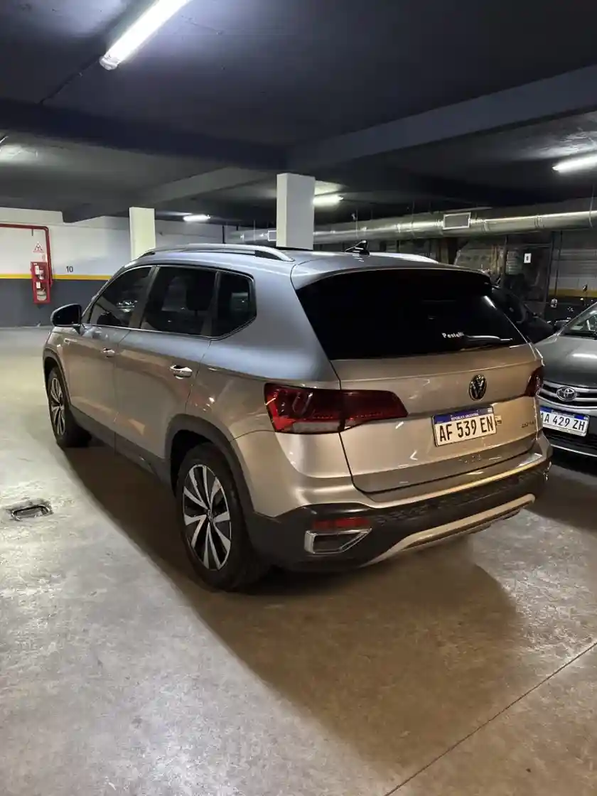 Volkswagen Taos 1.4 250 Tsi Highline 2022 - foto 3