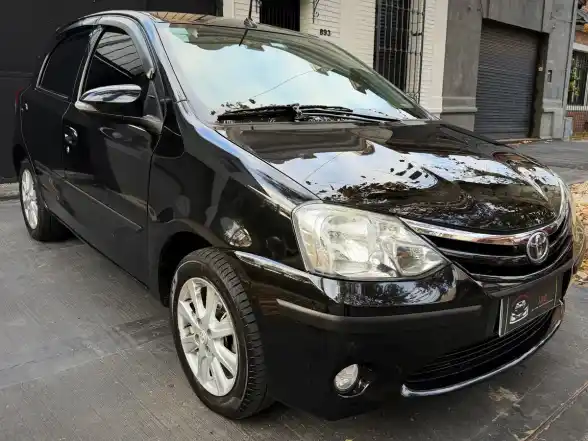 Toyota Etios 1.5 Xls At 2017 - foto 2
