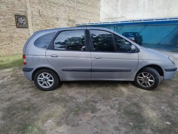 Renault Scénic 1.6 16V Confort 2008 - foto 3