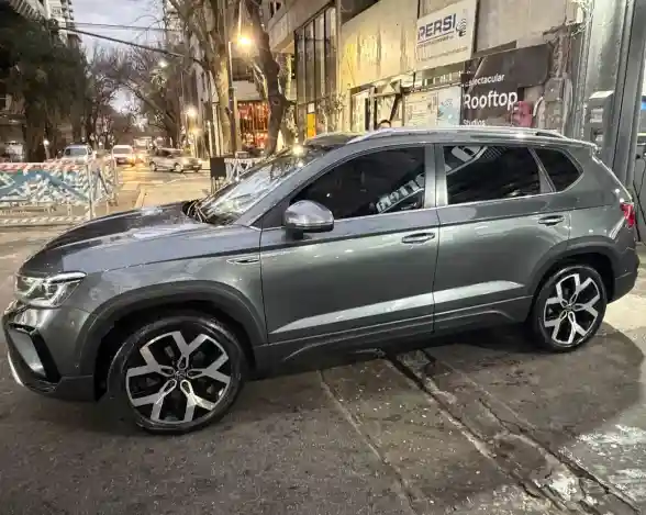 Volkswagen Taos 2024 - foto 1
