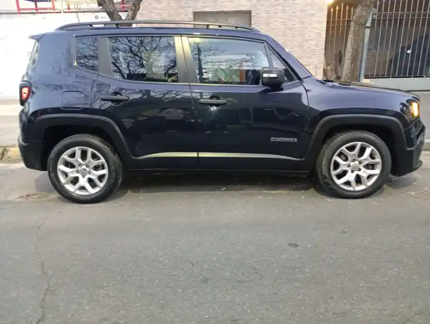 Jeep Renegade 1.8 Sport At 2018 - foto 3