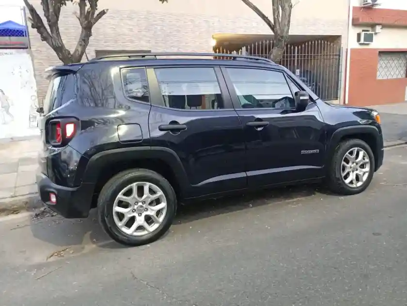 Jeep Renegade 1.8 Sport At 2018 - foto 4