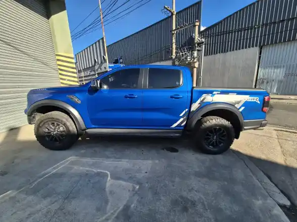 Ford Ranger Raptor 3.0L V6 Ecoboost Biturbo Cabina Doble 4X4 2023 - foto 4