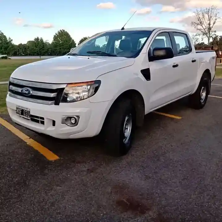 Ford Ranger 2014 - foto 1