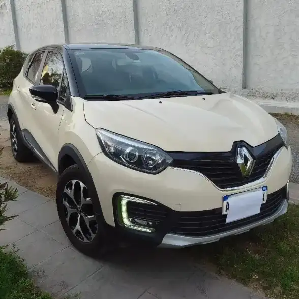 Renault Captur 2018 - foto 1