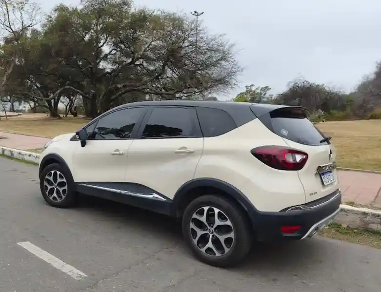 Renault Captur 2.0 Intens 2018 - foto 3