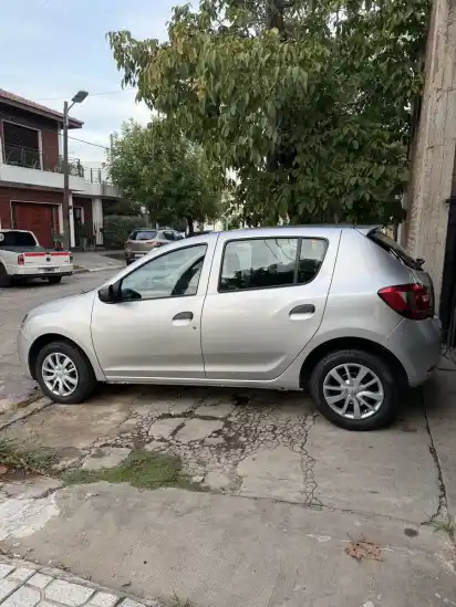Renault Sandero 1.6 Authentique 90Cv Nac 2017 - foto 2