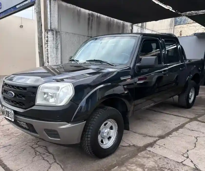Ford Ranger 2010 - foto 1