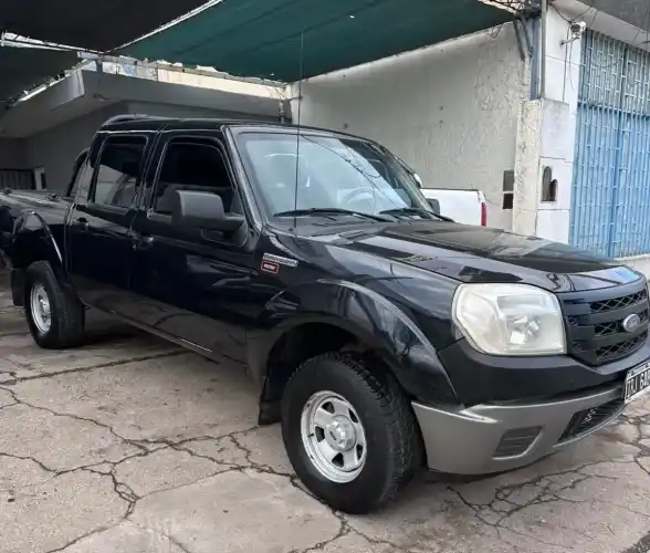 Ford Ranger 3.0 Cd Xl Plus 4X2 2010 - foto 2