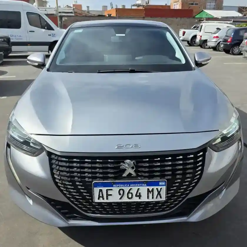 Peugeot 208 1.6 Allure Pack Tiptronic 2023 - foto 2