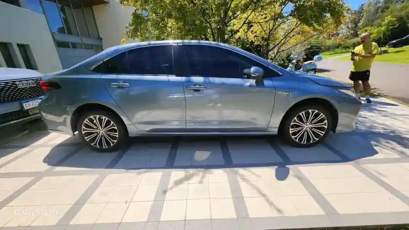 Toyota Corolla 1.8 Hev Seg Ecvt 2021 - foto 5