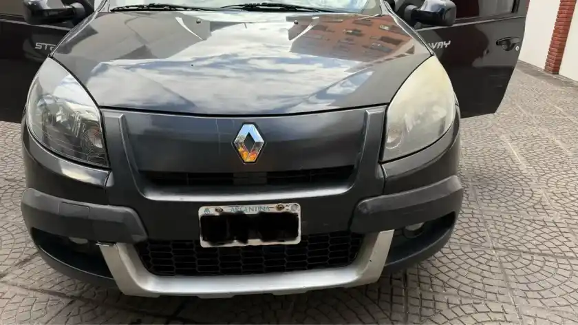 Renault Sandero Stepway 1.6 Privilege Nav 105Cv 2013 - foto 2