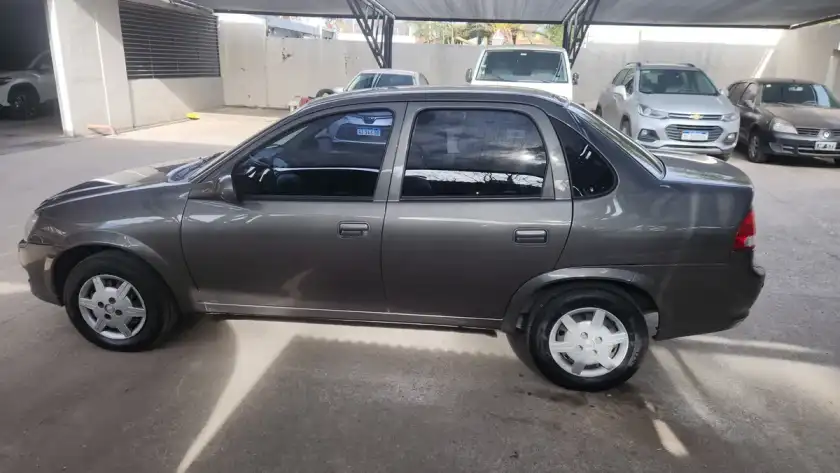 Chevrolet Classic 1.4 Ls Abs Airbag 2015 - foto 3