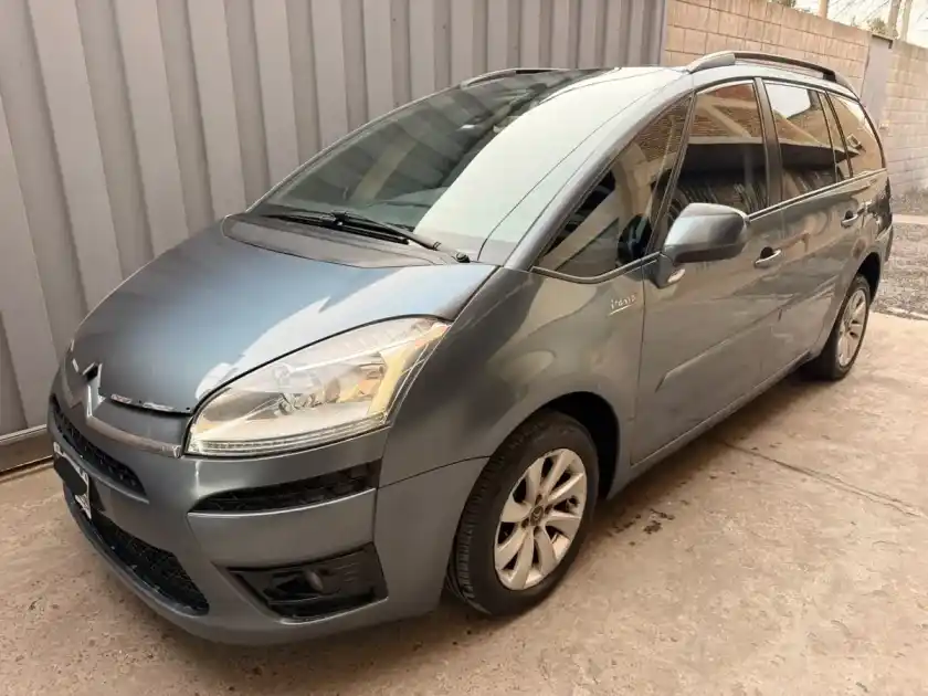 Citroën Grand C4 Picasso 2011 - foto 1
