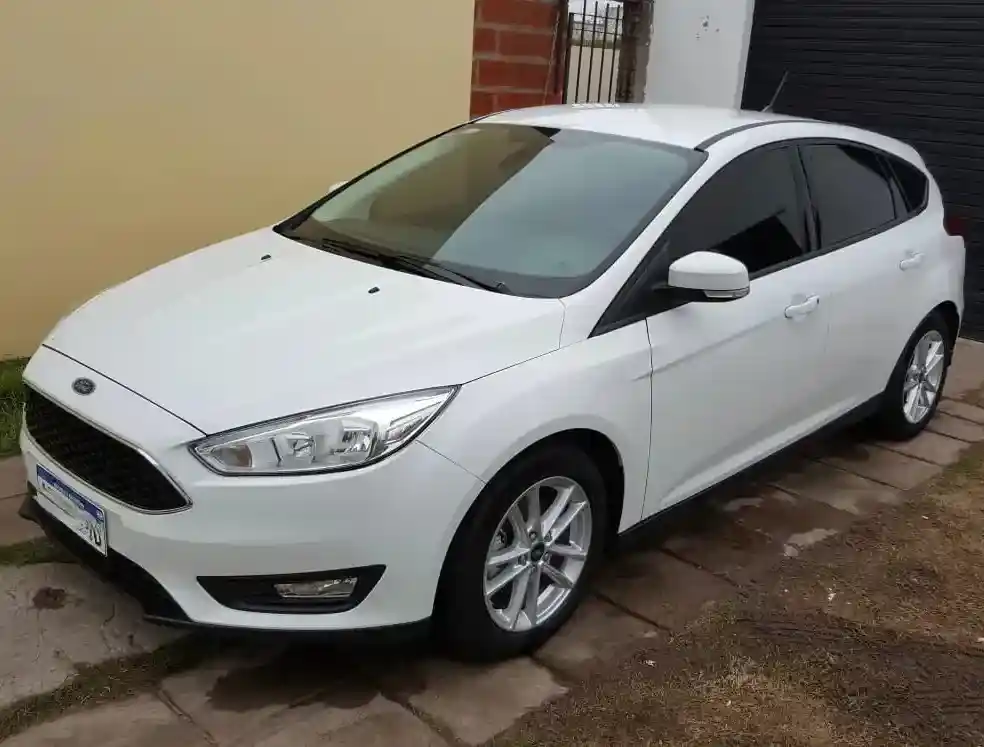Ford Focus Se Automatico 2019 - foto 1