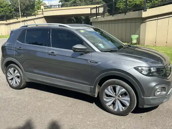 Volkswagen T-Cross 1.6 Highline At 2019 - foto 2