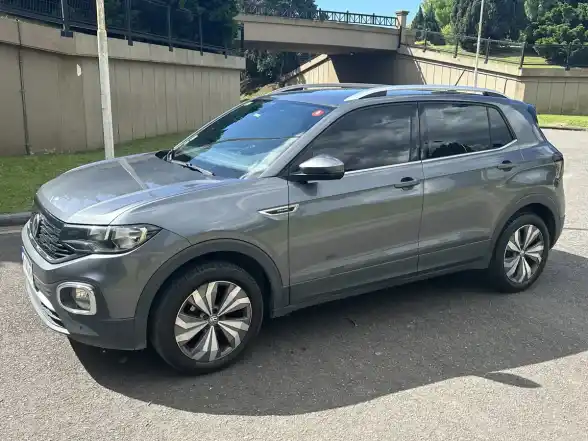Volkswagen T-Cross 1.6 Highline At 2019 - foto 3