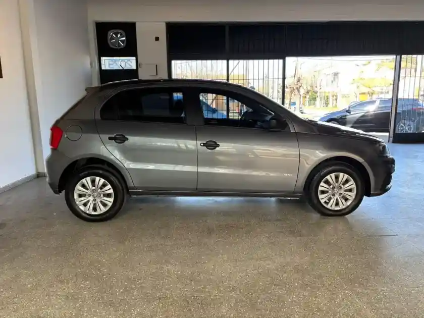 Volkswagen Gol Trend 1.6 Trendline 101Cv 2016 - foto 3