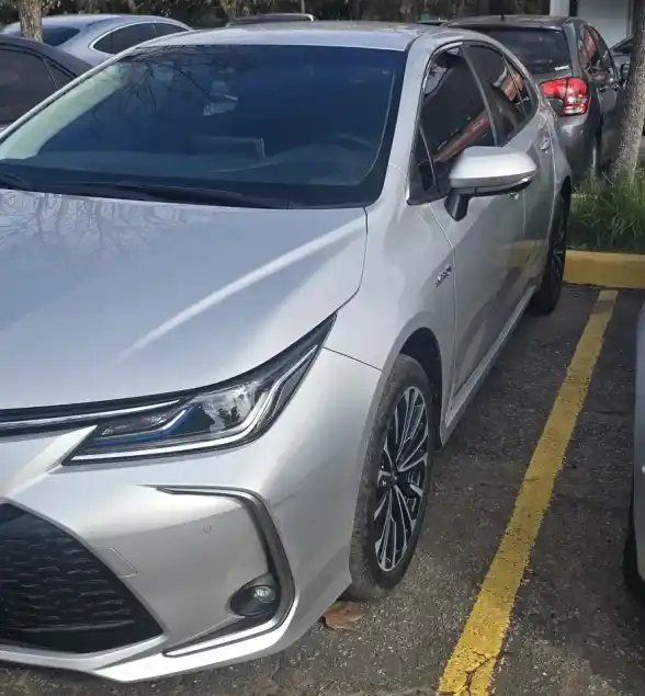 Toyota Corolla 2024 - foto 1