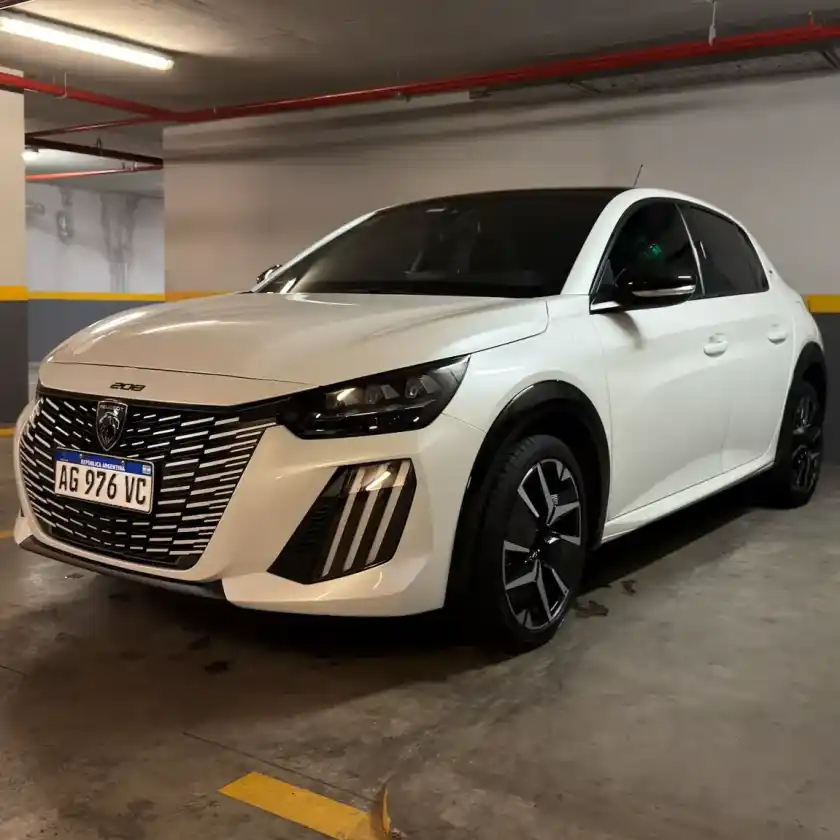 Peugeot 208 1.0T Gt 2024 - foto 1