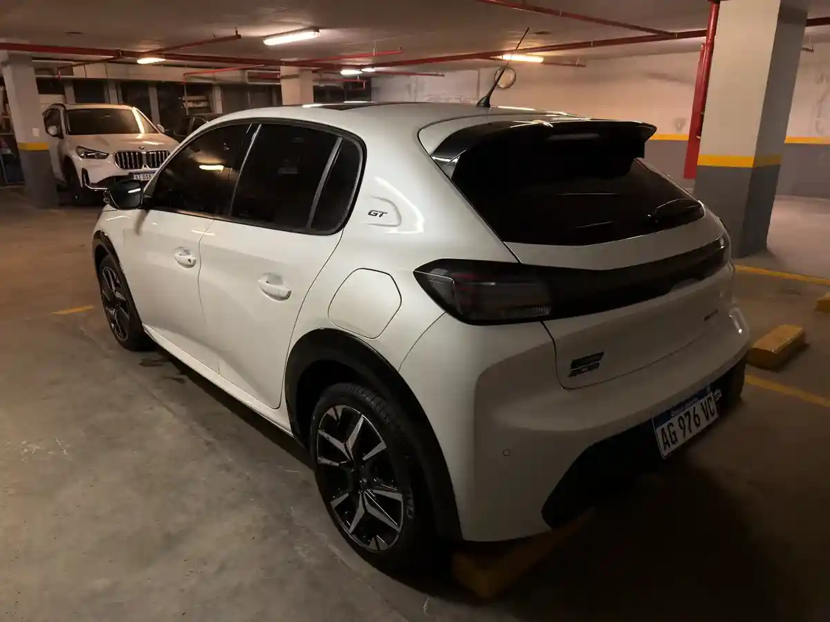 Peugeot 208 1.0T Gt 2024 - foto 5