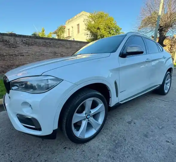 BMW X6 2017 - foto 1