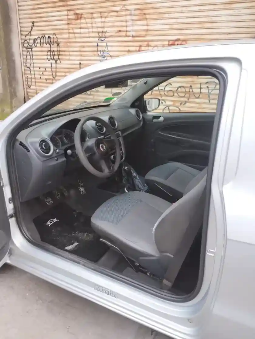 Volkswagen Saveiro 1.6 Cs 101Cv 2011 - foto 4