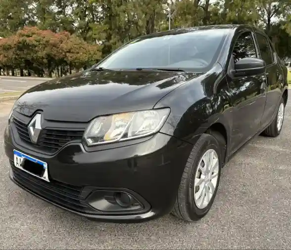 Renault Logan 2016 - foto 1